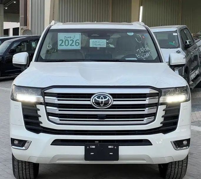 New ⁦Toyota Land Cruiser Twin Turbo 300 Series, 3.5 l, 2026⁩ in Saudi Arabia, Dammam by معرض ال جميح للسيارات الدمام, White color. GCC Specs | AUTO.AE | Listing #280775