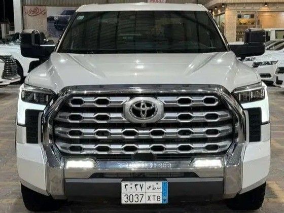Used Toyota Tundra III, 3.4 l, 2023 in Saudi Arabia, Dammam by معرض الخشيبان للسيارات, White color. GCC Specs | AUTO.AE | Listing #260301