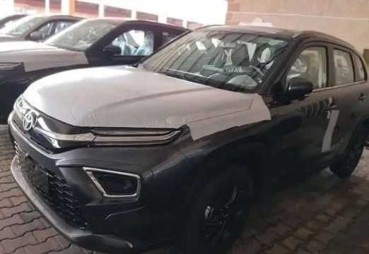 جديدة Toyota Urban Cruiser ثالثاً, 1.5 l, 2026 في في المملكة العربية السعودية, الدمام من معرض مركبة العز، اللون رمادي. مواصفات الخليج | AUTO.AE | إعلان #259891