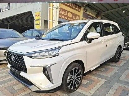 New Toyota Veloz, 1.5 l, 2026 in Saudi Arabia, Dammam by معرض دليل المملكة للسيارات dalil almamlakah, White color. GCC Specs | AUTO.AE | Listing #259263