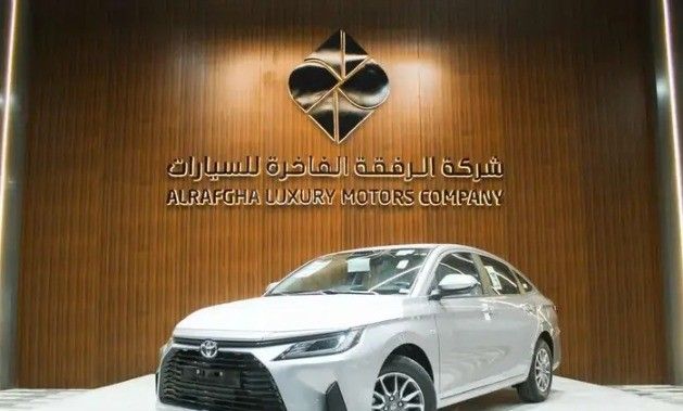 Новый Toyota Yaris IV (AC100), 1.3 л, 2026 в Саудовская Аравия, Даммам от الرفقة الفاخرة للسيارات Серебристый цвет.  | AUTO.AE | Объявление #262500