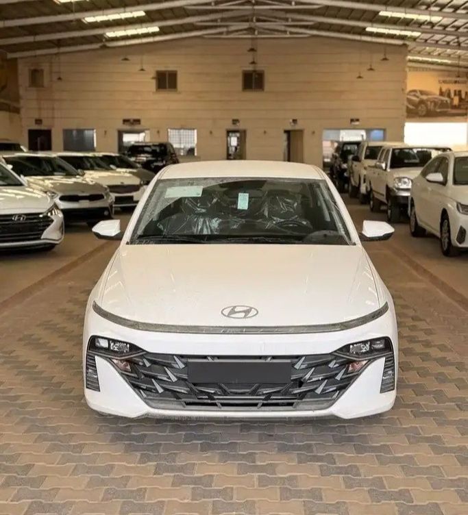 Новый ⁦Hyundai Accent VI (BN7), 1.5 л, 2026⁩ в Саудовская Аравия, Хафар аль-Батин от معرض تركي راجح الهاجري للسيارات Белый цвет.  | AUTO.AE | Объявление #281515
