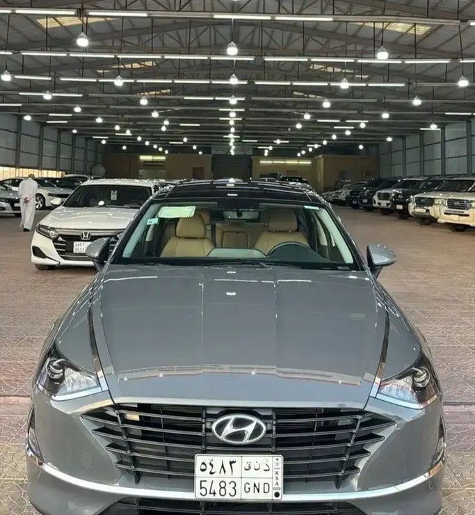 مستعملة Hyundai Sonata ثامناً (DN8), 2.5 l, 2021 في في المملكة العربية السعودية, حفر الباطن من معرض مركبة الدمام للسيارات، اللون رمادي.  | AUTO.AE | إعلان #281579
