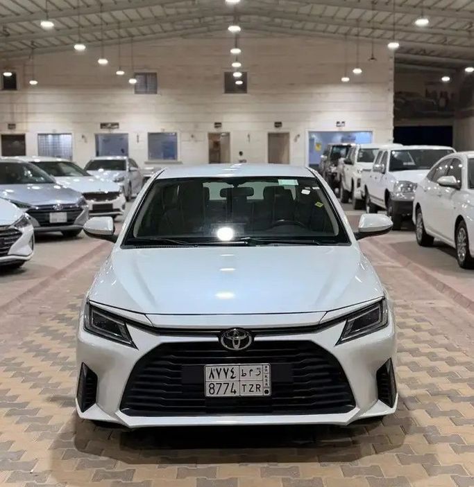 مستعملة ⁦Toyota Yaris IV (AC100)، 1.3 l، 2024⁩ في في المملكة العربية السعودية, حفر الباطن من معرض تركي راجح الهاجري للسيارات، اللون أبيض.  | AUTO.AE | إعلان #281428