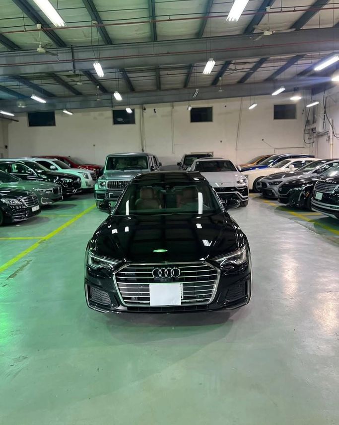 Подержанный Audi A6 45 TFSI V (C8), 2.0 л, 2022 в Саудовская Аравия, Джидда от Edition One Черный цвет.  | AUTO.AE | Объявление #246200