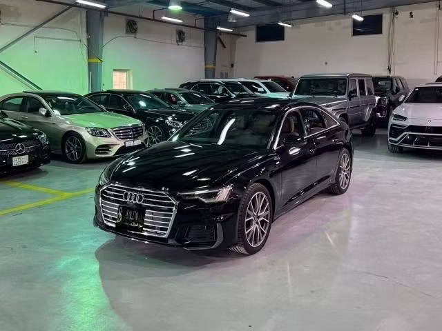 مستعملة Audi A6 45 TFSI V (C8), 2.0 l, 2022 في في المملكة العربية السعودية, جدة من Edition One، اللون أسود.  | AUTO.AE | إعلان #246868