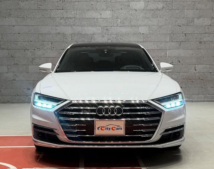 مستعملة Audi A8 55 TFSI IV (D5), 3.0 l, 2022 في في المملكة العربية السعودية, جدة من CIty Cars، اللون أبيض.  | AUTO.AE