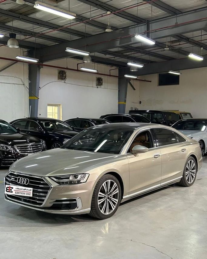 مستعملة Audi A8 Long 55 TFSI IV (D5), 3.0 l, 2018 في في المملكة العربية السعودية, جدة من Edition One، اللون برونزي.  | AUTO.AE | إعلان #246098