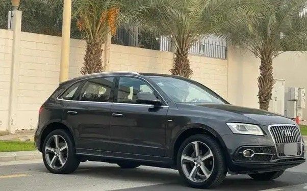 Подержанный Audi Q5 I (8R) Рестайлинг, 2.0 л, 2016 в Саудовская Аравия, Джидда от Asalat Jeddah Cars معرض اصالة جدة للسيارات Черный цвет.  | AUTO.AE | Объявление #279169