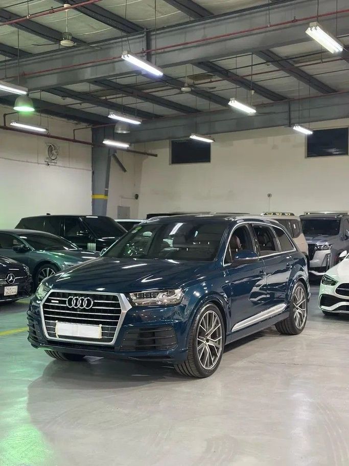 Подержанный Audi Q7 45 TFSI II (4M), 2.0 л, 2018 в Саудовская Аравия, Джидда от Edition One Тёмно-синий цвет.  | AUTO.AE | Объявление #246433