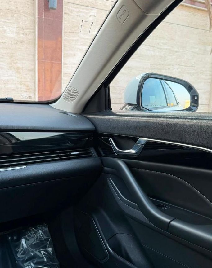 Used Bestune B70 I, 1.5 l, 2023 in Saudi Arabia, Jeddah by Rawafid Al Barakah Cars معرض روافد البركة للسيارات, White color.  | AUTO.AE | Listing #296373 — photo 13 of 14