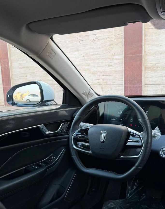 Used Bestune B70 I, 1.5 l, 2023 in Saudi Arabia, Jeddah by Rawafid Al Barakah Cars معرض روافد البركة للسيارات, White color.  | AUTO.AE | Listing #296373 — photo 10 of 14
