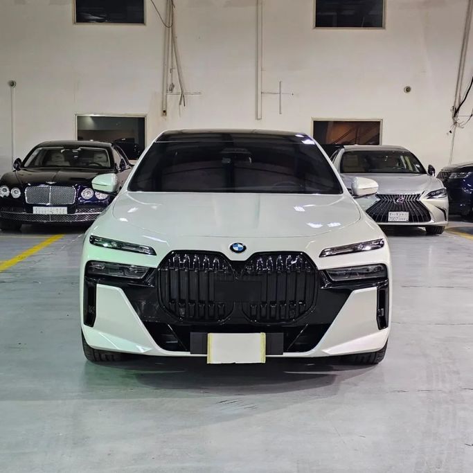 Used BMW 7 Series 760i xDrive VII (G70), 4.4 l, 2024 in Saudi Arabia, Jeddah by Edition One, White color.  | AUTO.AE