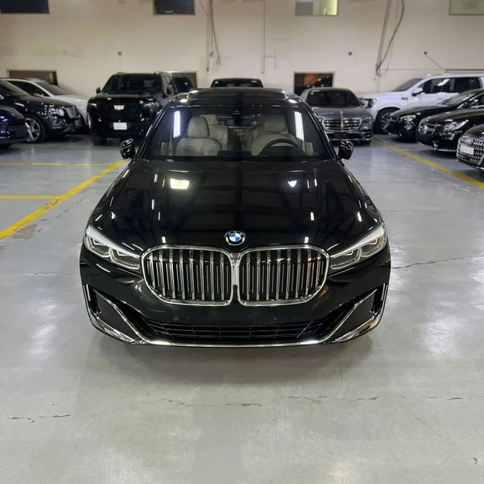 مستعملة BMW 7 Series 730Li عملية فيس ليفت السادس (G11/G12), 3.0 l, 2022 في في المملكة العربية السعودية, جدة من Edition One، اللون أسود.  | AUTO.AE | إعلان #245967