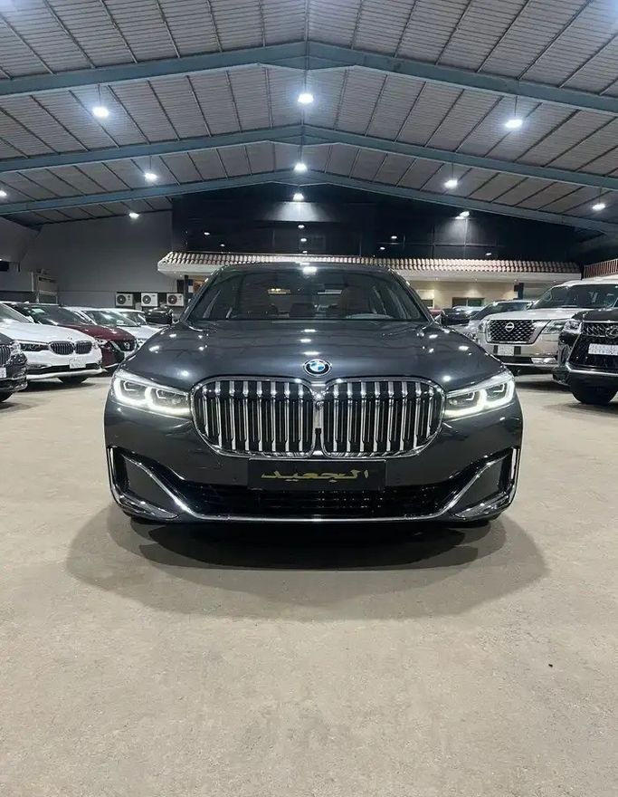 Used BMW 7 Series 730Li VI (G11/G12) Facelift, 3.0 l, 2020 in Saudi Arabia, Jeddah by Al-Jaied Cars معرض الجعيد للسيارات, Grey color.  | AUTO.AE | Listing #282371