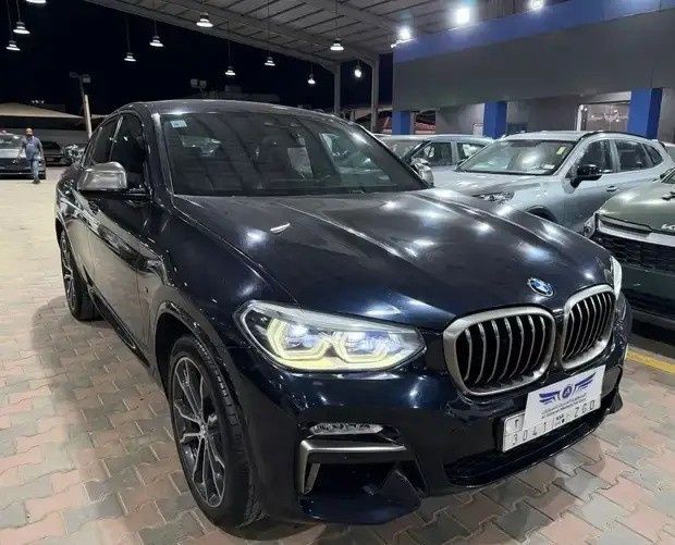 مستعملة BMW X4 M40i II (G02), 3.0 l, 2020 في في المملكة العربية السعودية, جدة من معرض الأسطورة الحديث للسيارات، اللون أزرق. أخرى | AUTO.AE | إعلان #277756