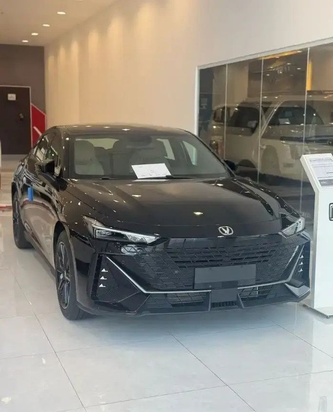جديدة Changan UNI-V I, 1.5 l, 2026 في في المملكة العربية السعودية, جدة من Rotana روتانا للسيارات، اللون أسود.  | AUTO.AE | إعلان #275853