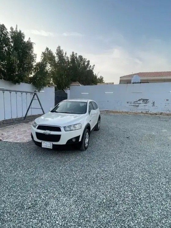 Used Chevrolet Captiva I Facelift, 2.4 l, 2012 in Saudi Arabia, Jeddah by Ahmed Al Buqami Cars معرض احمد البقمي للسيارات, White color.  | AUTO.AE | Listing #280557