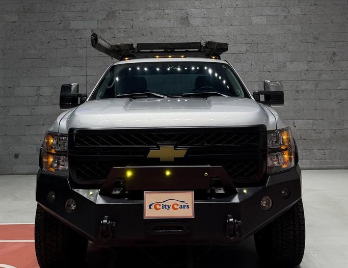 Подержанный Chevrolet Silverado III (K2XX), 6.2 л, 2013 в Саудовская Аравия, Джидда от CIty Cars Серый цвет.  | AUTO.AE