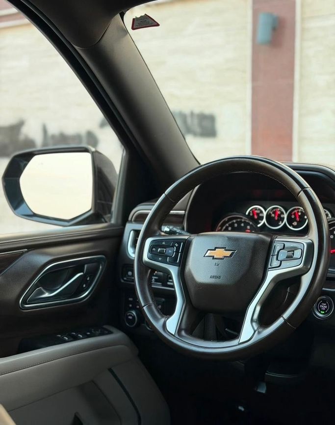 Подержанный Chevrolet Tahoe V, 5.3 л, 2023 в Саудовская Аравия, Джидда от Ideal Experience Trading ايديال اكسبيرينس للتجارة Черный цвет.  | AUTO.AE | Объявление #296335 — фото 10 из 18