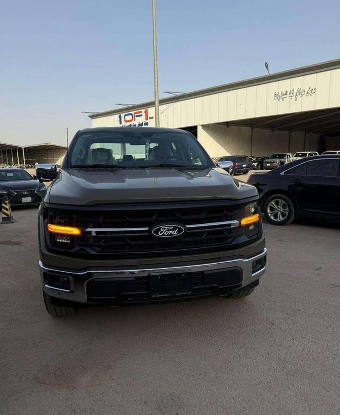 Новый Ford F-150 XIV Рестайлинг, 5.0 л, 2025 в Саудовская Аравия, Джидда от Khiyarak Al Mumayaz  معرض خيارك المميز للسيارات Серый цвет.  | AUTO.AE | Объявление #252360