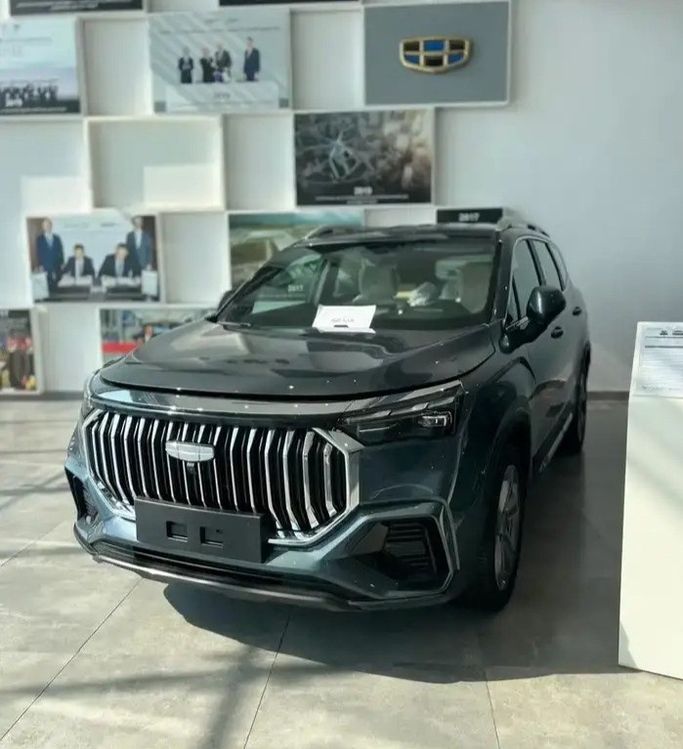 جديدة Geely Okavango أنا فيس ليفت, 2.0 l, 2025 في في المملكة العربية السعودية, جدة من Rotana روتانا للسيارات، اللون رمادي.  | AUTO.AE | إعلان #275819