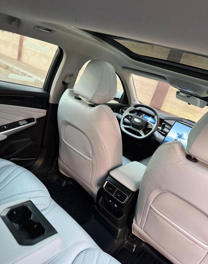 Подержанный Geely Preface I, 2.0 л, 2025 в Саудовская Аравия, Джидда от Rawafid Al Barakah Cars معرض روافد البركة للسيارات Белый цвет.  | AUTO.AE | Объявление #296367 — фото 11 из 20