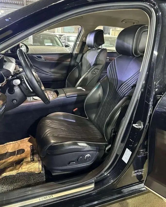 Used Genesis G80 II, 2.5 l, 2021 in Saudi Arabia, Jeddah by Manarat Al Tayseer شركة منارة التيسير, Black color.  | AUTO.AE | Listing #295963 — photo 16 of 25