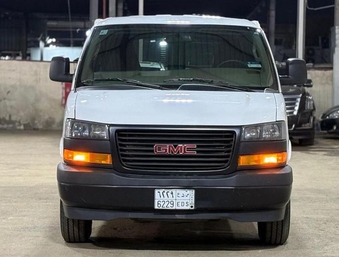 Подержанный GMC Savana I Рестайлинг, 4.8 л, 2022 в Саудовская Аравия, Джидда от Al Ameed Al Mumayaz معرض العميد المميز للسيارات Белый цвет. Other | AUTO.AE | Объявление #282653