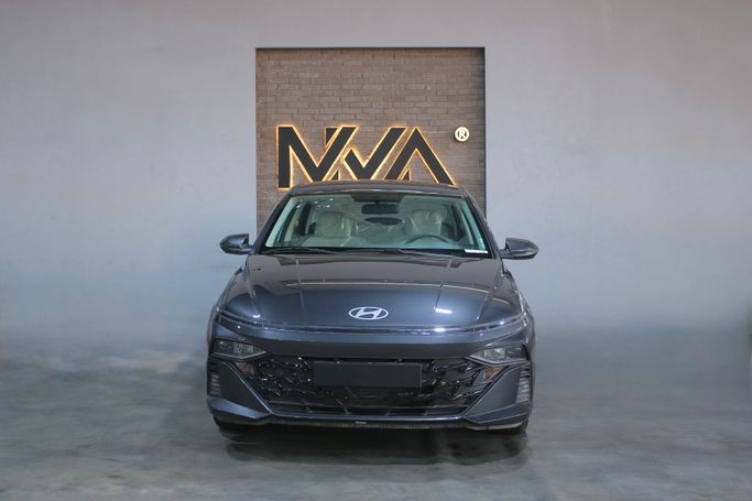 Новый Hyundai Accent VI (BN7), 1.5 л, 2025 в Саудовская Аравия, Джидда от NMA شركة نما للسيارات Серый цвет. Other | AUTO.AE