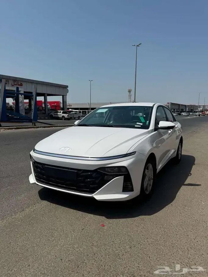 جديدة ⁦Hyundai Accent السادس (BN7)، 1.5 l، 2026⁩ في في المملكة العربية السعودية, جدة من Al Obour شركة العبور المطور للسيارات ، اللون أبيض.  | AUTO.AE | إعلان #282050