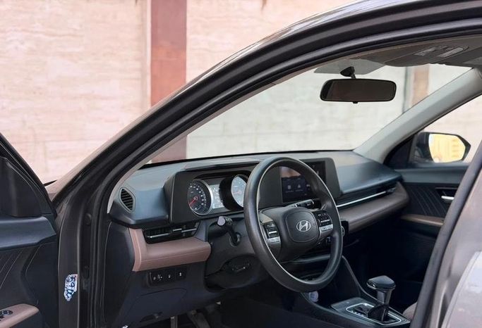 Подержанный Hyundai Accent VI (BN7), 1.5 л, 2024 в Саудовская Аравия, Джидда от Ideal Experience Trading ايديال اكسبيرينس للتجارة Серый цвет.  | AUTO.AE | Объявление #296332 — фото 12 из 14