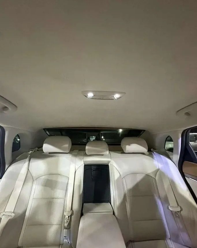 مستعملة Hyundai Azera ثالثاً فيس ليفت، 2.5 لتر، 2021 في المملكة العربية السعودية، جدة من Manarat Al Tayseer شركة منارة التيسير، اللون أبيض. المواصفات الكورية | AUTO.AE | إعلان #295939 — صورة 15 من 15