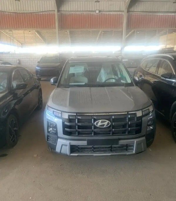 Новый ⁦Hyundai Creta II Рестайлинг, 1.5 л, 2026⁩ в Саудовская Аравия, Джидда от شركة مواصلات الجزيرة للسيارات JFL Серебристый цвет.  | AUTO.AE | Объявление #293962