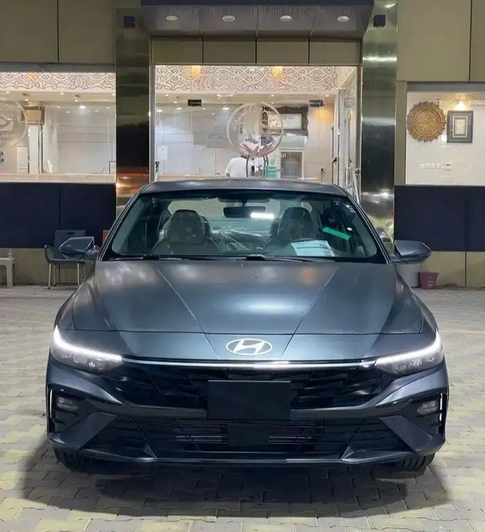 جديدة Hyundai Elantra عملية فيس ليفت VII (CN7), 1.6 l, 2026 في في المملكة العربية السعودية, جدة من Nada Al Jazeera شركة ندى الجزيرة للسيارات، اللون رمادي.  | AUTO.AE | إعلان #275288