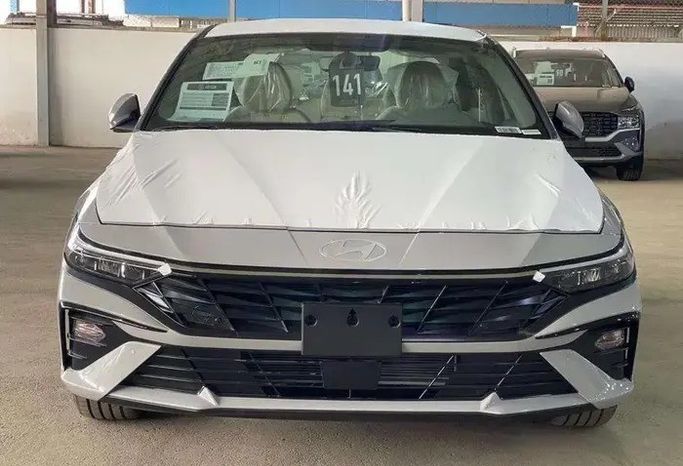 جديدة Hyundai Elantra عملية فيس ليفت VII (CN7), 2.0 l, 2026 في في المملكة العربية السعودية, جدة من شركة رواج للسيارات، اللون فضي.  | AUTO.AE | إعلان #278063