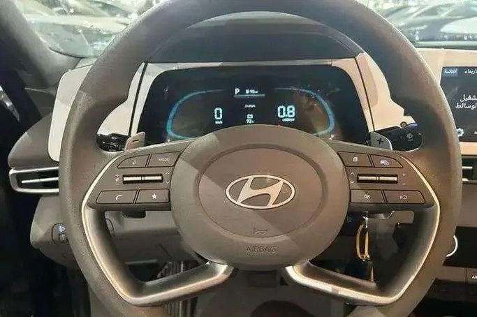 Новый Hyundai Elantra VII (CN7) Рестайлинг, 1.5 л, 2026 в Саудовская Аравия, Джидда от TM شركة التموين الحديث Черный цвет.  | AUTO.AE | Объявление #295772 — фото 10 из 13
