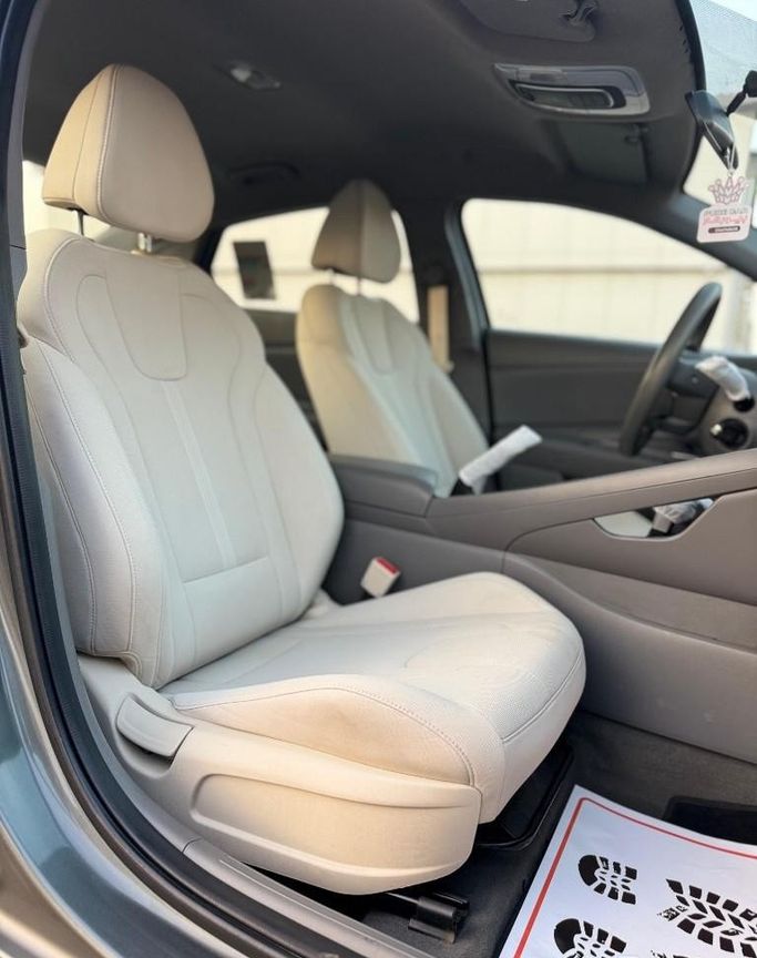 مستعملة Hyundai Elantra عملية فيس ليفت VII (CN7)، 1.5 لتر، 2025 في المملكة العربية السعودية، جدة من Rawafid Al Barakah Cars معرض روافد البركة للسيارات، اللون رمادي.  | AUTO.AE | إعلان #296356 — صورة 12 من 23