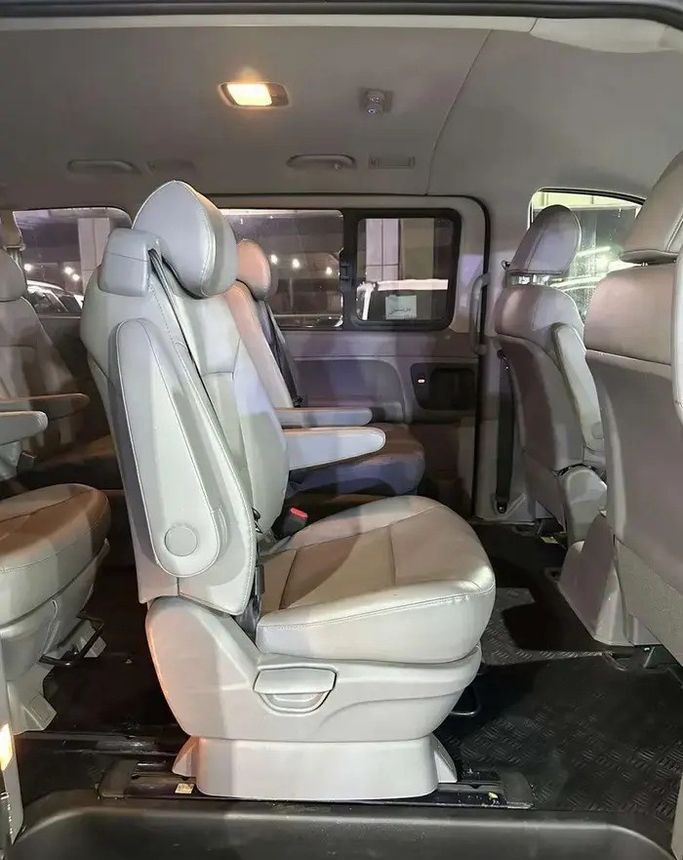 مستعملة Hyundai H-1 فيس ليفت الثاني 2، 2.5 لتر، 2021 في المملكة العربية السعودية، جدة من Manarat Al Tayseer شركة منارة التيسير، اللون أسود.  | AUTO.AE | إعلان #295890 — صورة 14 من 14