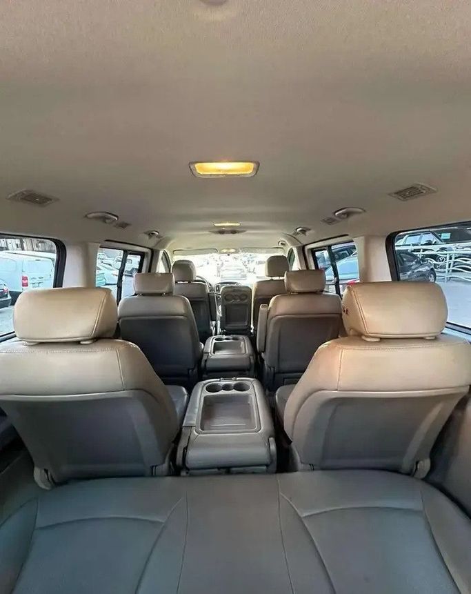 مستعملة Hyundai H-1 فيس ليفت الثاني 2، 2.5 لتر، 2021 في المملكة العربية السعودية، جدة من Manarat Al Tayseer شركة منارة التيسير، اللون فضي.  | AUTO.AE | إعلان #295893 — صورة 15 من 17