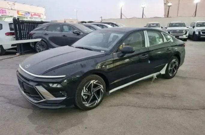جديدة Hyundai Sonata عملية فيس ليفت VIII (DN8), 2.5 l, 2026 في في المملكة العربية السعودية, جدة من Aloudh Motors، اللون أسود. مواصفات الخليج | AUTO.AE | إعلان #274051