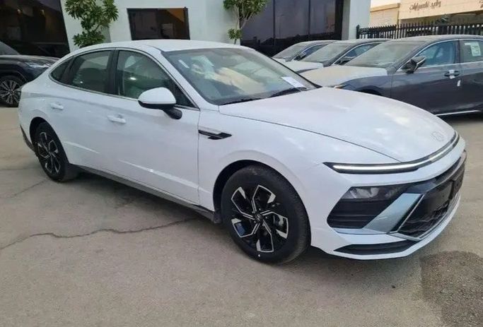 جديدة Hyundai Sonata عملية فيس ليفت VIII (DN8), 2.5 l, 2026 في في المملكة العربية السعودية, جدة من Aloudh Motors، اللون أبيض. مواصفات الخليج | AUTO.AE | إعلان #274084