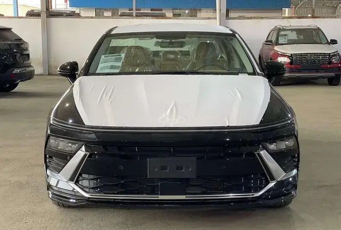 جديدة Hyundai Sonata عملية فيس ليفت VIII (DN8), 2.5 l, 2026 في في المملكة العربية السعودية, جدة من شركة رواج للسيارات، اللون أسود.  | AUTO.AE | إعلان #278239