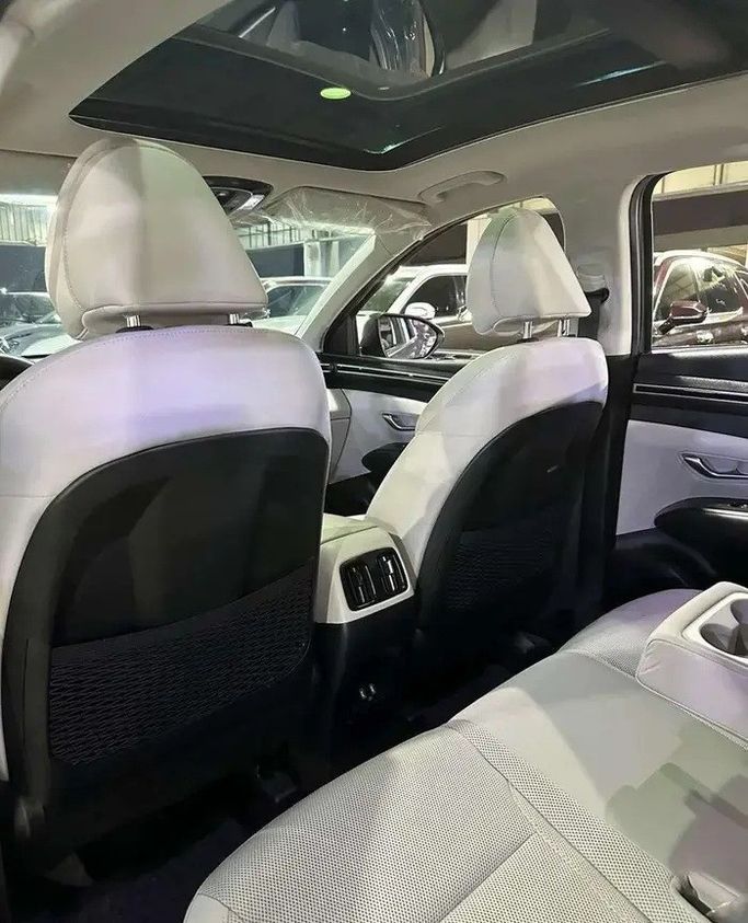 Used Hyundai Tucson IV (NX4), 2.0 l, 2023 in Saudi Arabia, Jeddah by Manarat Al Tayseer شركة منارة التيسير, Grey color.  | AUTO.AE | Listing #295571 — photo 16 of 18