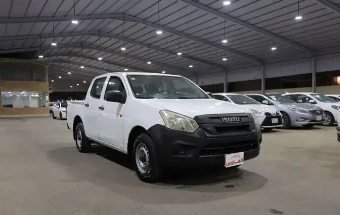 Подержанный Isuzu D-Max II Рестайлинг, 2.5 л, 2022 в Саудовская Аравия, Джидда от Al Faris معرض الفارس المتجدد للسيارات Белый цвет.  | AUTO.AE | Объявление #279009