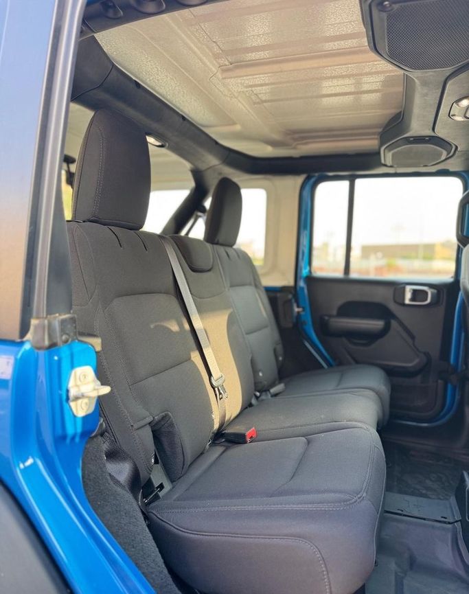 Подержанный Jeep Wrangler IV (JL), 2.0 л, 2023 в Саудовская Аравия, Джидда от Ideal Experience Trading ايديال اكسبيرينس للتجارة Синий цвет.  | AUTO.AE | Объявление #296321 — фото 16 из 19