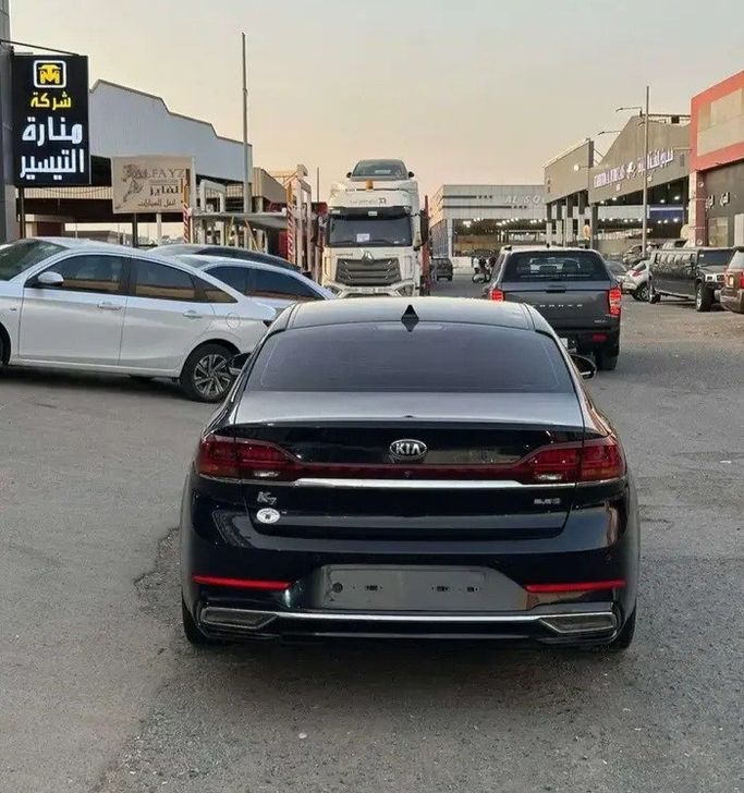 مستعملة Kia Cadenza فيس ليفت الثاني، 3.3 لتر، 2020 في المملكة العربية السعودية، جدة من Manarat Al Tayseer شركة منارة التيسير، اللون أسود.  | AUTO.AE | إعلان #295946 — صورة 6 من 16