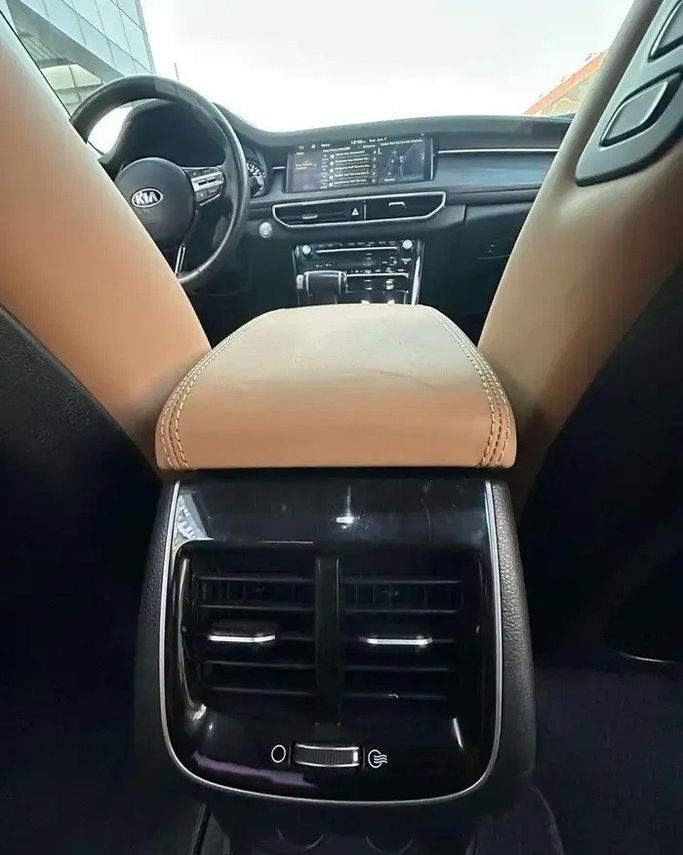 مستعملة Kia Cadenza فيس ليفت الثاني، 3.3 لتر، 2020 في المملكة العربية السعودية، جدة من Manarat Al Tayseer شركة منارة التيسير، اللون أسود.  | AUTO.AE | إعلان #295946 — صورة 15 من 16