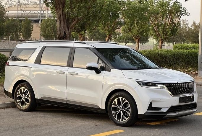 Used Kia Carnival IV (KA4), 2.2 l, 2023 in Saudi Arabia, Jeddah by Al Murjan Cars معرض المرجان للسيارات, White color. Korean Specs | AUTO.AE | Listing #283705