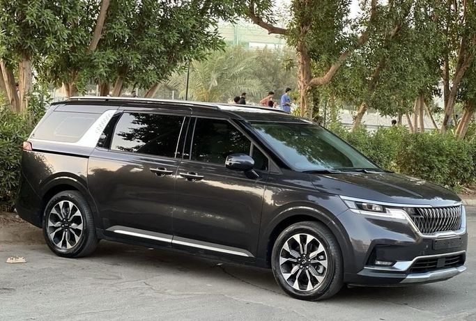 Used Kia Carnival IV (KA4), 2.2 l, 2021 in Saudi Arabia, Jeddah by Al Murjan Cars معرض المرجان للسيارات, Grey color. Korean Specs | AUTO.AE | Listing #283710